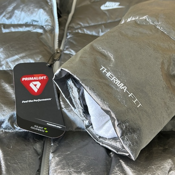 Nike Therma-FIT City series shine puffer jacket boxy silver gray Large NEW NWT - Picture 12 of 12